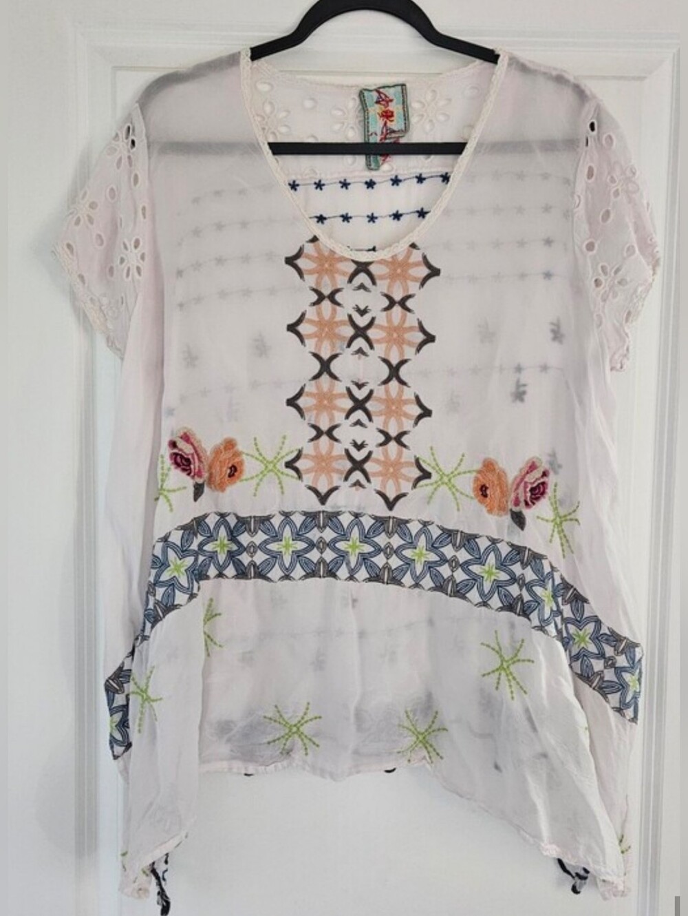 Johnny Was White Tunic with Multicolor Embroidery
